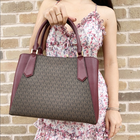 Gaby’sBags👜💕- Michael Kors Large Satchel - Picture 4 of 6